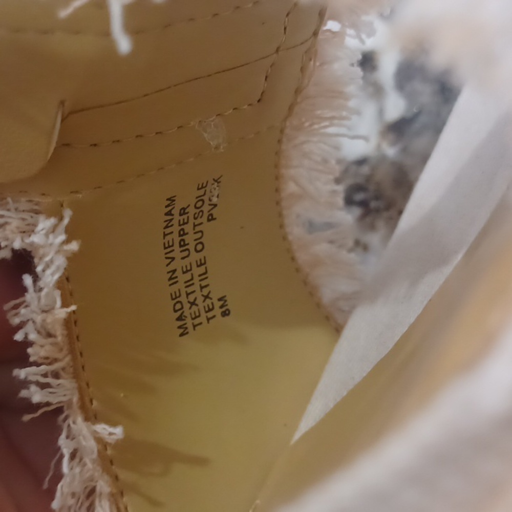 NEW Michael Kors Women's Berkley Wedge Sandals Cream Color Fringed Denim SZ 10 - Picture 16 of 16